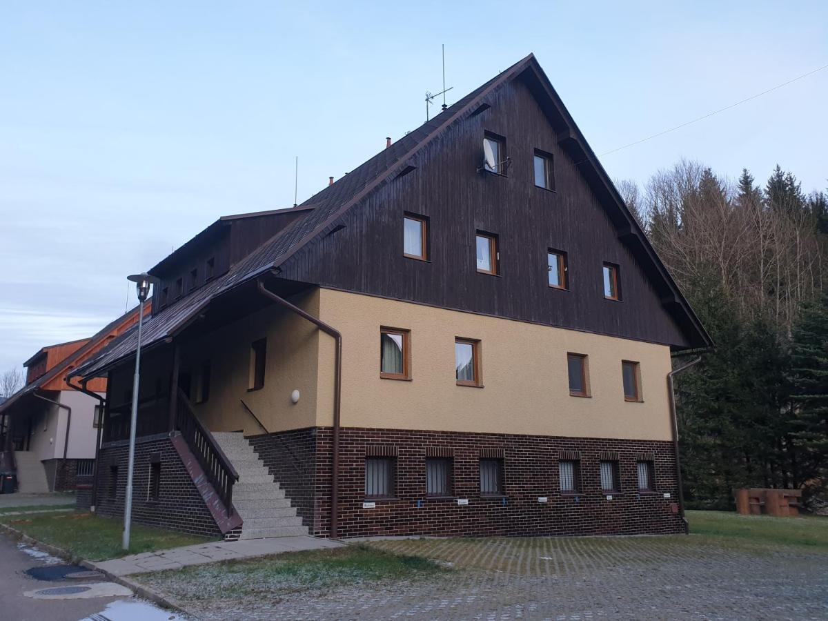 Depandance Marnet Sneznik Apartment Dolní Morava Exterior photo
